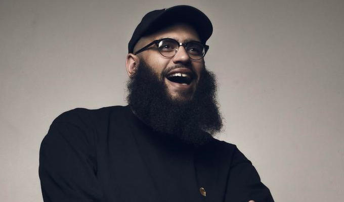 Jamali Maddix to interview influential outsiders for Dave | New documentary series Follow The Leader made with Louis Theroux’s company
