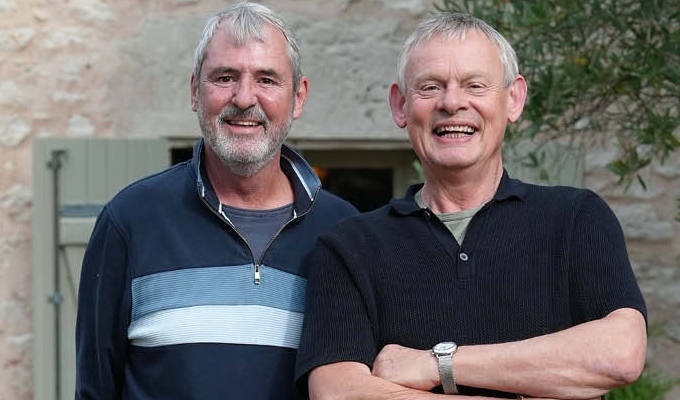 Two iconic sitcom duos reunite | Men Behaving Badly and Royle Family stars return