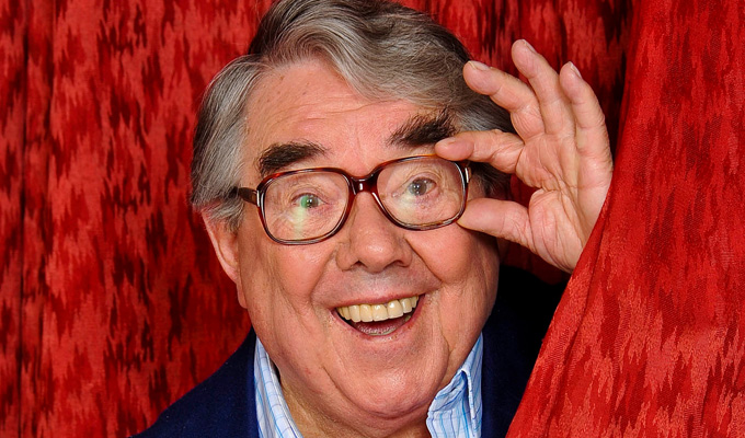 Ronnie Corbett: 10 Of The Best | Remembering the comic at his finest