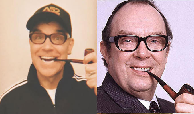 Guess who bought Eric Morecambe's glasses?  Robbie Williams! | 'His spirit has been salve for my soul'